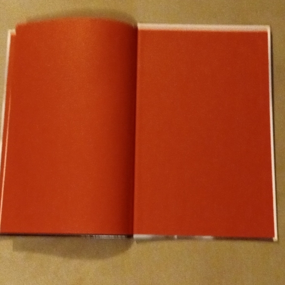 Hard Cover Titan Books; Assassin's Creed:Desmond - Picture 8 of 8